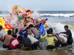 Ganpati Visarjan 2025: बाप्पाच्या विसर्जनानंतर काय करावे आणि कोणत्या चुका करु नयेत? 8 गोष्टी लक्षात ठेवा! Ganpati Visarjan 2025: बाप्पाच्या विसर्जनानंतर काय करावे आणि कोणत्या चुका करु नयेत? 8 गोष्टी लक्षात ठेवा!