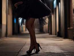 Navi Mumbai News: वाशीच्या मधुबन बारवर पोलिसांची धाड, 9 महिला अन् 5 पुरुष..मध्यरात्री 1 वाजता काय सुरु होतं?