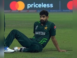 IND vs PAK: बहुत कूद रहा था यह पाकिस्तानी, तीन छक्कों ने घुटनों पर ला दिया: VIDEO