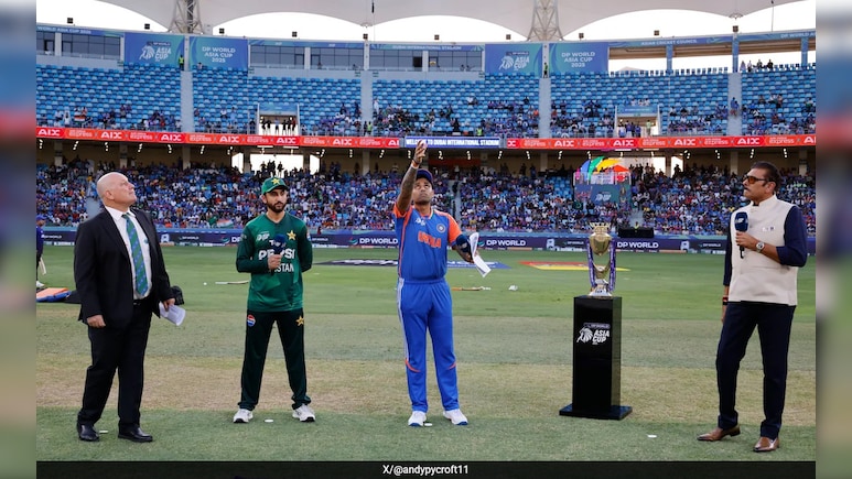 IND vs PAK: रेफरी को नहीं हटाएंगे, 'हैंडशेक कंट्रोवर्सी' में ICC ने खारिज की पाकिस्तान की डिमांड