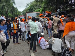 Manoj Jarange Maratha Morcha: मराठा मोर्चामुळे मुंबईचा वेग मंदावला, कुठे कुठे वाहतूक कोंडी?