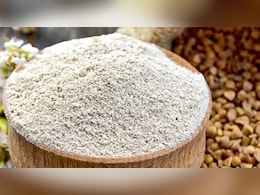 नवरात्रि व्रत में कुट्टू का आटा खाने वालों के लिए बहुत जरूरी खबर, पढ़ें डॉक्टर की खास सलाह नवरात्रि व्रत में कुट्टू का आटा खाने वालों के लिए बहुत जरूरी खबर, पढ़ें डॉक्टर की खास सलाह