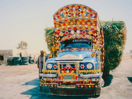 Exploring India By Road? Discover The Colourful World Of Its Trucks Exploring India By Road? Discover The Colourful World Of Its Trucks