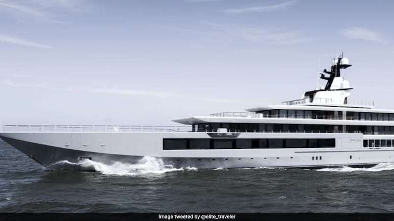Barack And Michelle Obama Vacation On Steven Spielberg's Yacht In Italy, End Divorce Rumours Barack And Michelle Obama Vacation On Steven Spielberg's Yacht In Italy, End Divorce Rumours