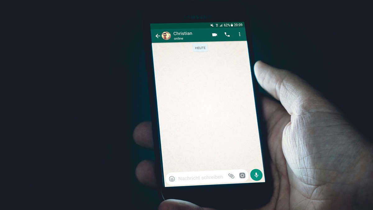 WhatsApp के QR कोड फीचर से ऐसे करें सीक्रेट चैट, जानें कैसे करता है काम