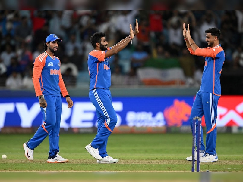 India vs Pakistan LIVE Updates, Asia Cup 2025: Kuldeep Yadav Picks 2 In 2 Balls, 6-Down Pakistan Clueless vs Spin