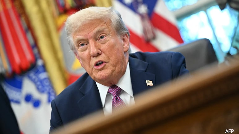 Trump Threatens To "Shoot Down" Venezuelan Jets If They "Pose Danger To US"