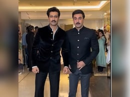<i>Love & War</i> Co-Stars Ranbir Kapoor And Vicky Kaushal Twin At An Event In Mumbai <i>Love & War</i> Co-Stars Ranbir Kapoor And Vicky Kaushal Twin At An Event In Mumbai