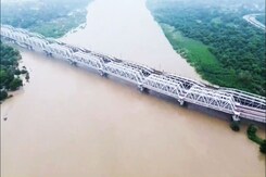 Flood Alert in Delhi As Yamuna Nears Danger Mark After Record Water Discharge From Hathnikund Flood Alert in Delhi As Yamuna Nears Danger Mark After Record Water Discharge From Hathnikund