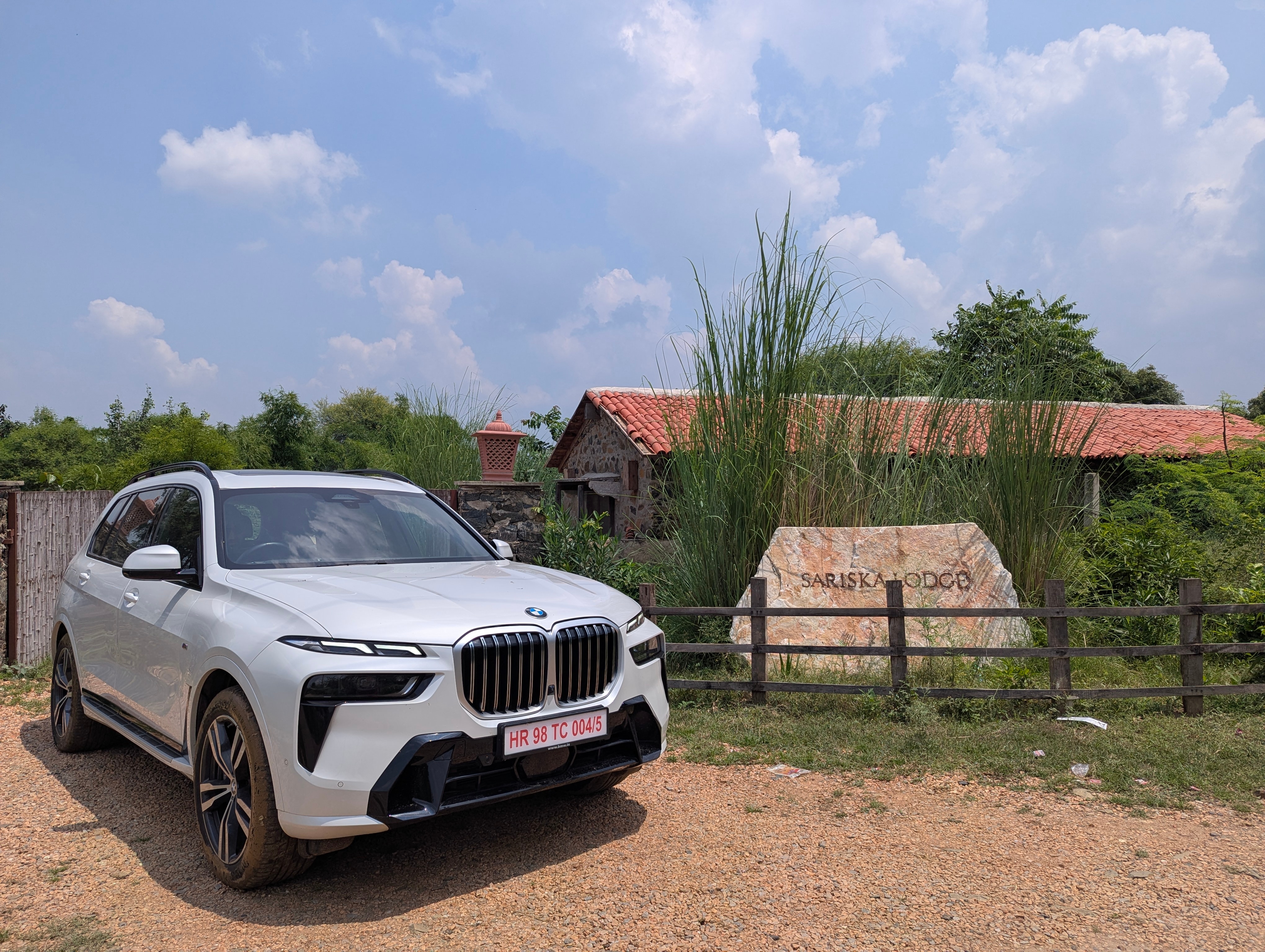 The BMW X7 at the gates of the Sariska Lodge. Photo: Author The BMW X7 at the gates of the Sariska Lodge. Photo: Author