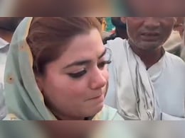 राजस्थान: बच्चों के जनाजे देख रो पड़ीं विधायक नौक्षम चौधरी, मकान गिरने पर मां के साथ दब गए 5 बच्चे राजस्थान: बच्चों के जनाजे देख रो पड़ीं विधायक नौक्षम चौधरी, मकान गिरने पर मां के साथ दब गए 5 बच्चे