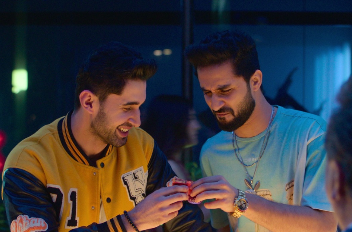 Spoiler Alert: All The Cameos In <i>The Ba***ds Of Bollywood</i> You Didn't See Coming