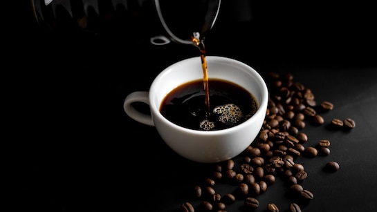 सुबह खाली पेट कॉफी पीने के क्या फायदे हैं? | black coffee benefits | black  coffee peene ke fayde | Is drinking black coffee good for you