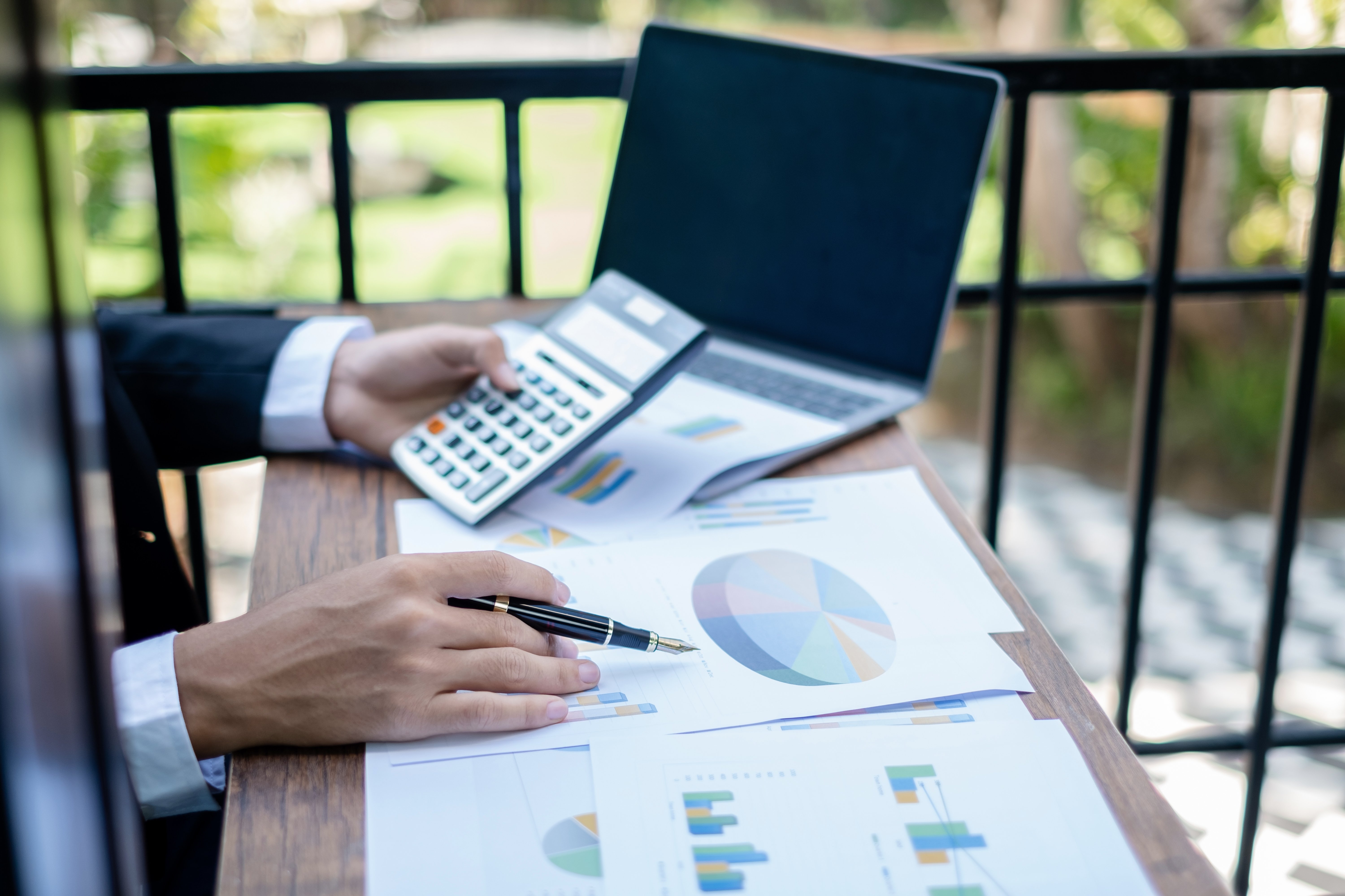 Bajaj Finance Jumps 45% In 2025 - But Is The Best Already Over?