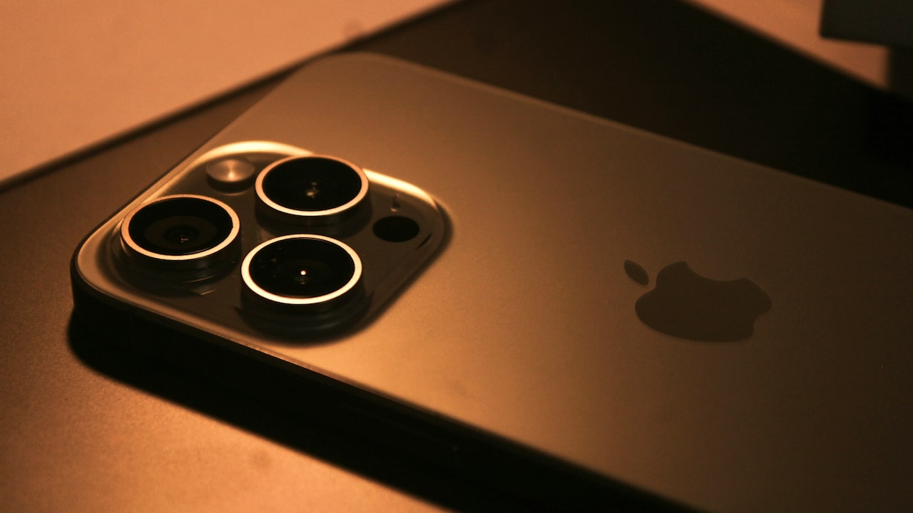 iPhone 17 Launch Tmorrow And Expected Price In India