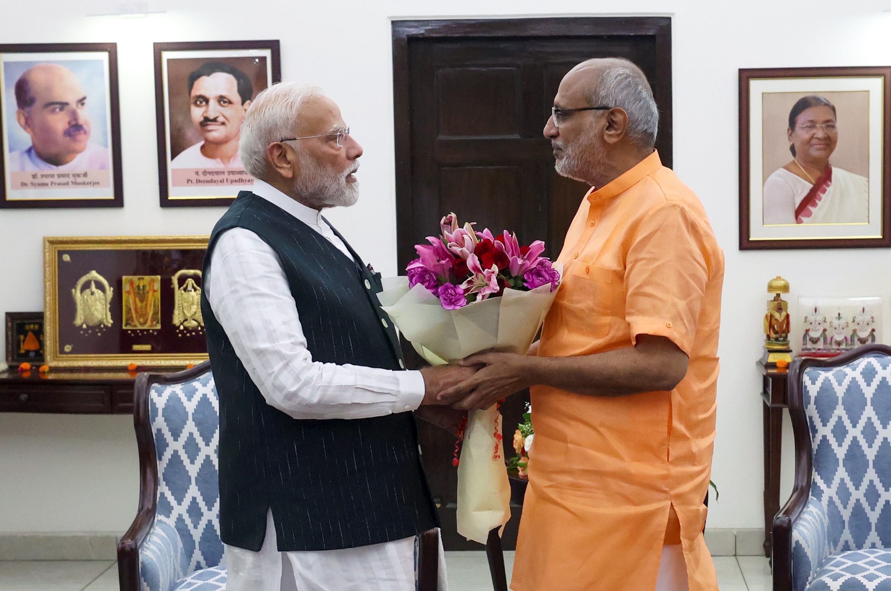 उपराष्ट्रपति चुनाव: NDA को कैसे मिले ज्यादा वोट?  क्रॉस वोटिंग का पूरा खेल समझिए