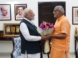 उपराष्ट्रपति चुनाव: NDA को कैसे मिले ज्यादा वोट?  क्रॉस वोटिंग का पूरा खेल समझिए उपराष्ट्रपति चुनाव: NDA को कैसे मिले ज्यादा वोट?  क्रॉस वोटिंग का पूरा खेल समझिए