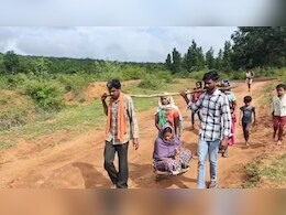 कलेक्टर ने CMHO को थमाया नोटिस, झलगी में प्रसव की घटना पर मांगा जवाब, NDTV की खबर के बाद एक्शन कलेक्टर ने CMHO को थमाया नोटिस, झलगी में प्रसव की घटना पर मांगा जवाब, NDTV की खबर के बाद एक्शन