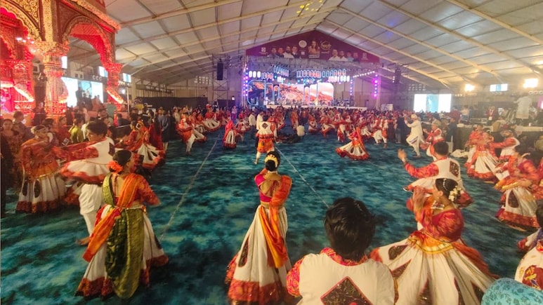 Adani Electricity Powers 653 Durga Puja Pandals In Mumbai With Temporary Connections