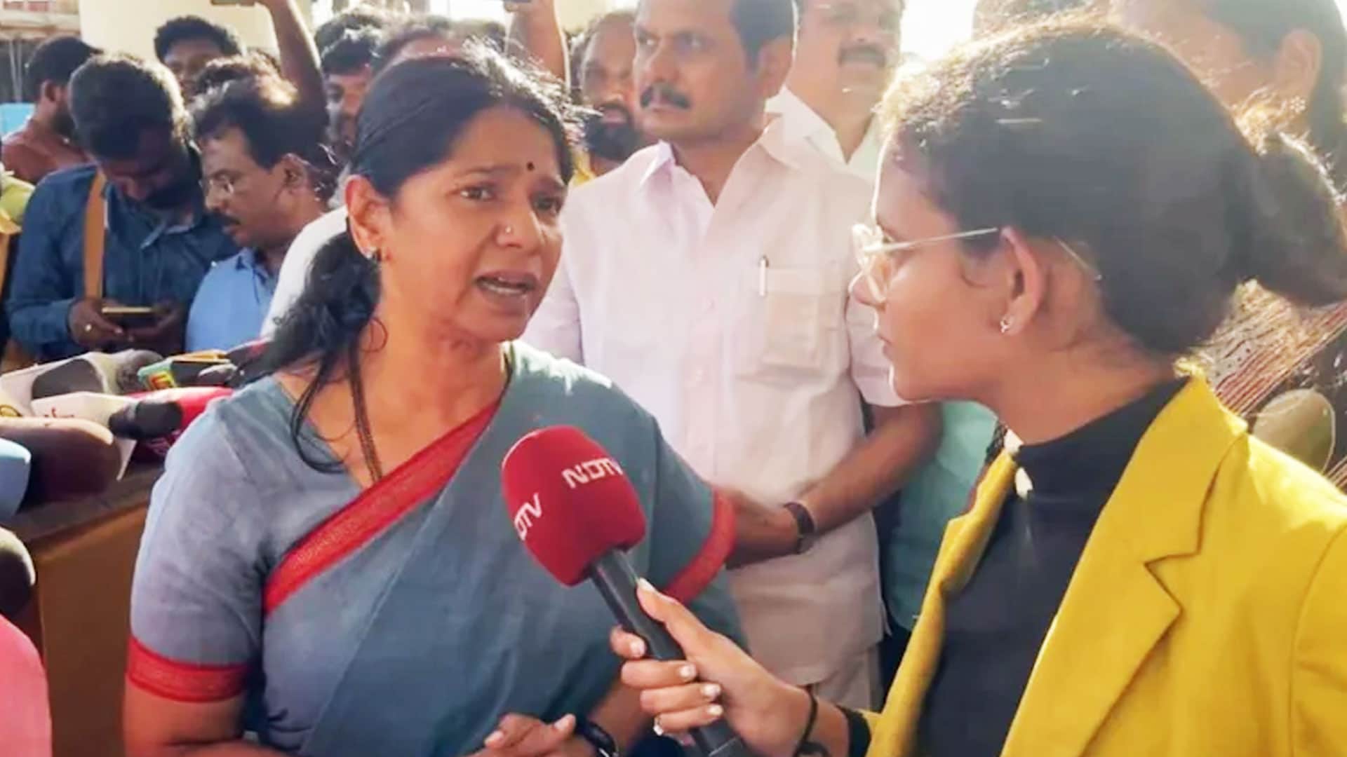 "We Didn't Run Away": DMK's Kanimozhi Jabs TVK Chief Vijay Over Stampede