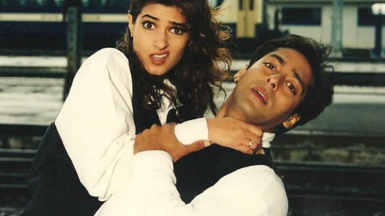 When Twinkle Khanna First Saw Salman Khan With Sangeeta Bijlani, She Rode Her Cycle "Into A Ditch"
