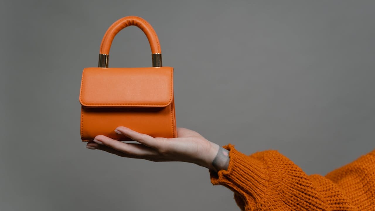 Autumn-Winter 2025 Amazon Sale Jackets, Handbags and More at 40% Off