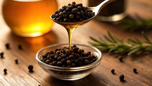 सुबह खाली पेट काली मिर्च खाने से क्या फायदा होता है?