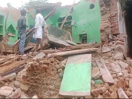 राजस्थान की जानलेवा बारिश, रिहायशी इलाके में गिरा मकान... मलबे में दबे तीन भाई-बहन राजस्थान की जानलेवा बारिश, रिहायशी इलाके में गिरा मकान... मलबे में दबे तीन भाई-बहन