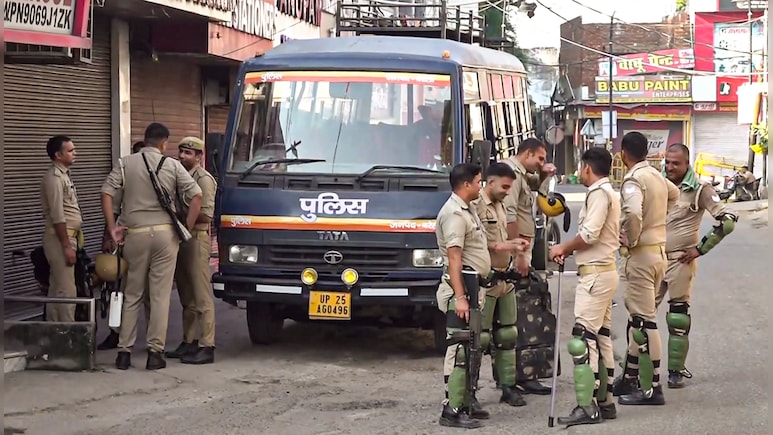 कानपुर में बरेली जैसी साजिश नाकाम, ऑडियो वायरल कर जुटाई भीड़, फिर पुलिस ने किया वो काम... कानपुर में बरेली जैसी साजिश नाकाम, ऑडियो वायरल कर जुटाई भीड़, फिर पुलिस ने किया वो काम...