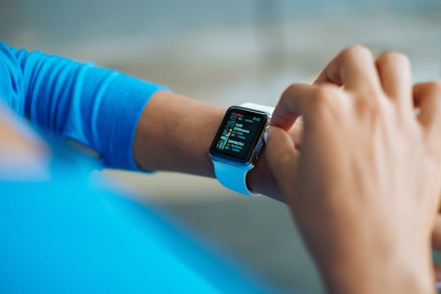 Amazon Great Indian 2025: Apple Watch SE, से लेकर Samsung Galaxy Watch 8 तक, इन Smartwatch पर मिल सकता है डिस्‍काउंट