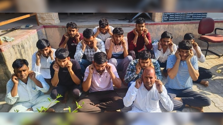Rajasthan: नागौर में श्रद्धालुओं की बस पर हमला, महिलाओं की आंखों में घुसे कांच के टुकड़े; 14 लोग डिटेन
