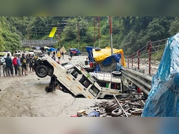 उत्तराखंड में मानसूनी कहर का जायजा लेने जाएगी केंद्रीय टीम, सरकार ने मांगी है 5700 करोड़ की मदद उत्तराखंड में मानसूनी कहर का जायजा लेने जाएगी केंद्रीय टीम, सरकार ने मांगी है 5700 करोड़ की मदद