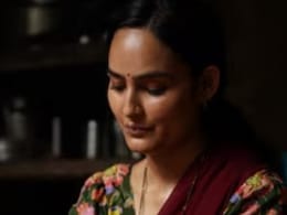 खुद से एक साल छोटे एक्टर की मां का रोल करने को तैयार हुई ये एक्ट्रेस, डायरेक्टर बोले- मैंने पहले ही बता दिया.. खुद से एक साल छोटे एक्टर की मां का रोल करने को तैयार हुई ये एक्ट्रेस, डायरेक्टर बोले- मैंने पहले ही बता दिया..