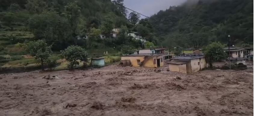 उत्तराखंड में आज फिर आफत! देहरादून, हरिद्वार से पौड़ी गढ़वाल तक भारी बारिश का हाई अलर्ट