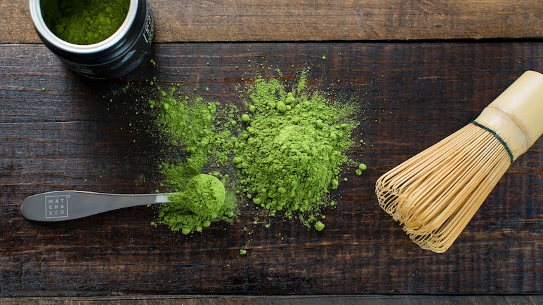 भारत में Matcha Tea का क्रेज क्यों बढ़ा? Google Search में 1300% उछाल, जानें फायदे और रेस&zwj;िपी
