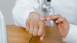 Managing Eczema: Symptoms, Triggers And Treatments For Monsoon And Fall