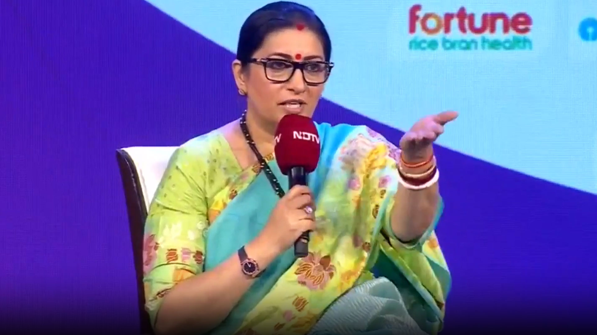 'A Leader Who Can't Influence Isn't A Leader at All': Smriti Irani