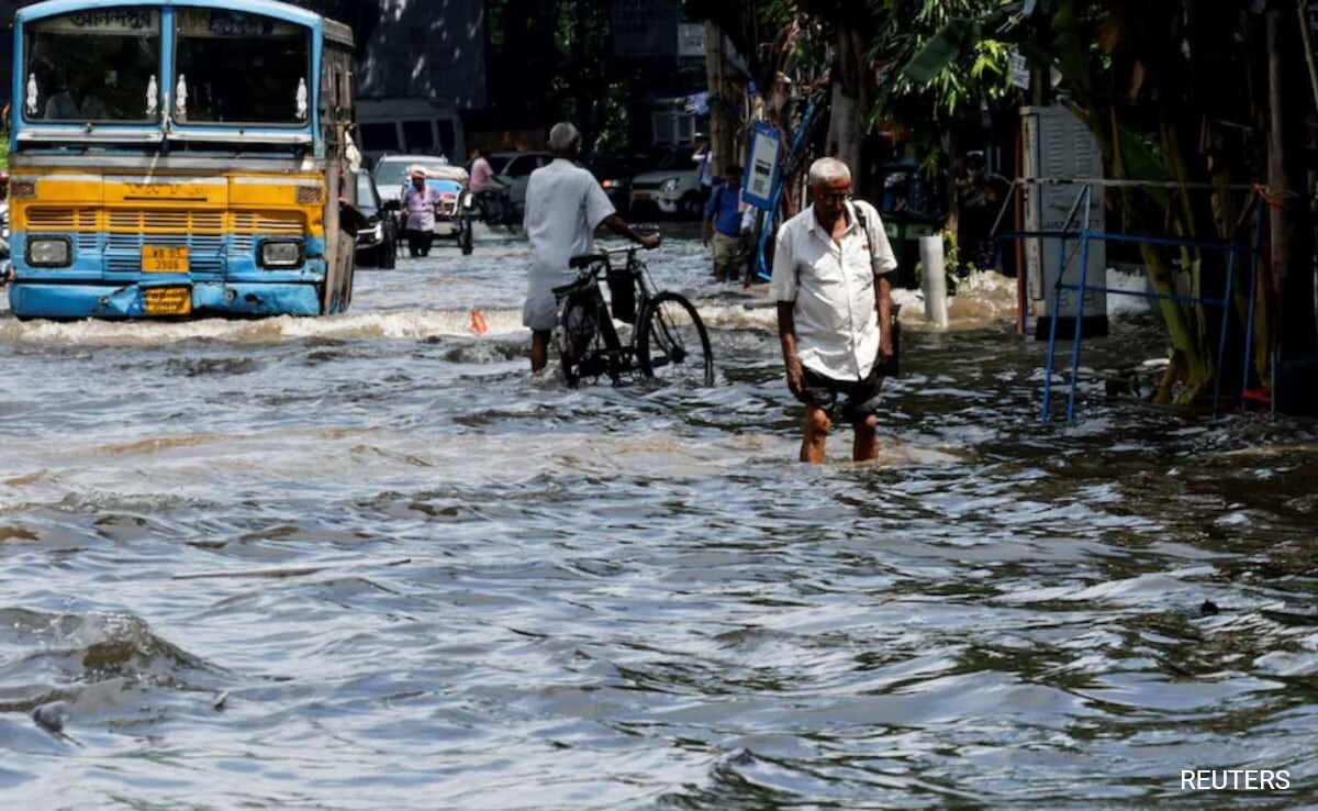 Kolkata Floods: Criticism Mounts Over Government Response