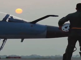Crime News :  बहिणीच्या घरी गेला अन् Air Force सैनिकाने 24 व्या मजल्यावरुन मारली उडी! Crime News :  बहिणीच्या घरी गेला अन् Air Force सैनिकाने 24 व्या मजल्यावरुन मारली उडी!