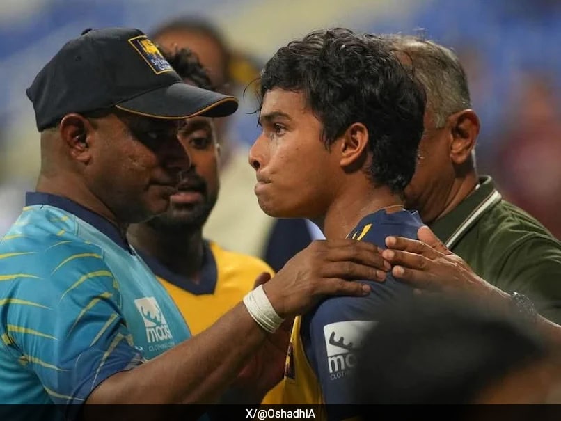 Sri Lanka All-Rounder Dunith Wellalage Returns Home From Asia Cup After Father's Death