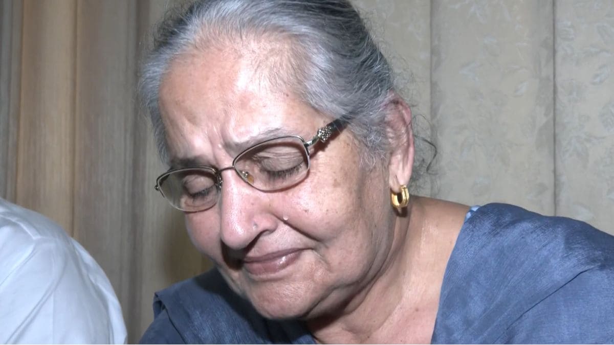 Harjit Kaur breaks down while narrating what she went through Harjit Kaur breaks down while narrating what she went through