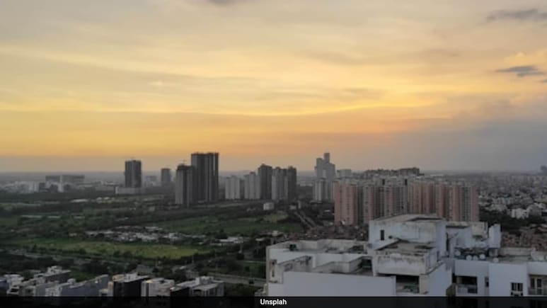 Woman Uses Social Media To Recover Rs 10 Lakh From Noida Builder, Thanks X Woman Uses Social Media To Recover Rs 10 Lakh From Noida Builder, Thanks X
