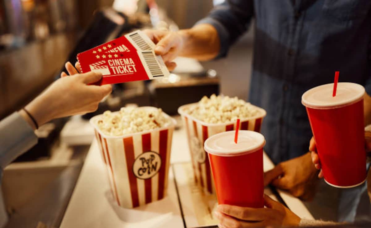 Supreme Court Questions High Cinema Food Prices, Considers Ticket Cap