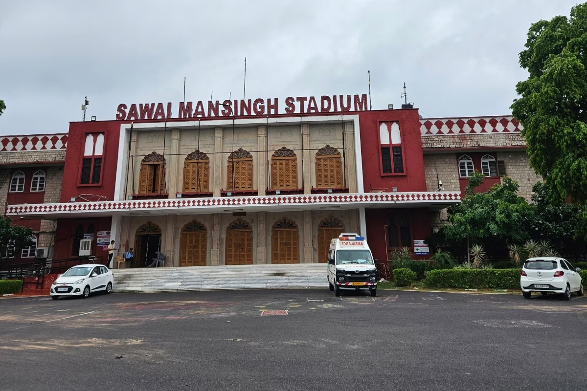 राजस्थान रायल्स ने RR vs SRH मैच के लिए छात्रों को 500 रुपये में देगी टिकट, जानें कब-कहां और कैसे होगी बुकिंग