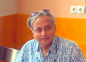 When In Vienna, Shashi Tharoor Enjoyed An "Idli Breakfast" At This Indian Restaurant