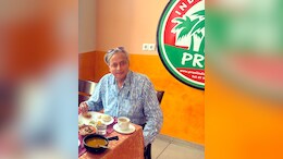 When In Vienna, Shashi Tharoor Enjoyed An "Idli Breakfast" At This Indian Restaurant