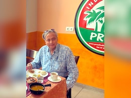 When In Vienna, Shashi Tharoor Enjoyed An "Idli Breakfast" At This Indian Restaurant When In Vienna, Shashi Tharoor Enjoyed An "Idli Breakfast" At This Indian Restaurant