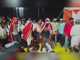 भूतड़ी अमावस्या पर हड़िया में लगा भूतों का मेला, नर्मदा नदी में डुबकी लगाने रातभर घाट पर जुटे रहे भक्त भूतड़ी अमावस्या पर हड़िया में लगा भूतों का मेला, नर्मदा नदी में डुबकी लगाने रातभर घाट पर जुटे रहे भक्त