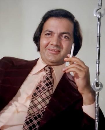 फिल्मी पर्दे के विलेन ने हीरो को बनाया अपना दामाद, देखें प्रेम चोपड़ा के छोटे दामाद की 10 तस्वीरें