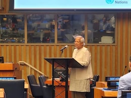 पाकिस्तान की भाषा बोलने लगे बांग्लादेश के यूनुस... UN के मंच से उगला जहर... बोले-भारत के साथ है समस्या पाकिस्तान की भाषा बोलने लगे बांग्लादेश के यूनुस... UN के मंच से उगला जहर... बोले-भारत के साथ है समस्या